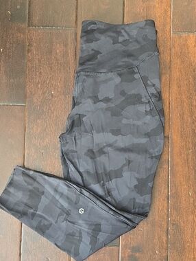 LULULEMON Base Pace High-Rise Tight 24"